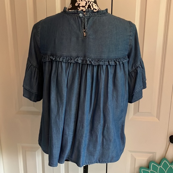Boho light cotton “jean” ruffled top with short ruffled sleeves. - Picture 4 of 12